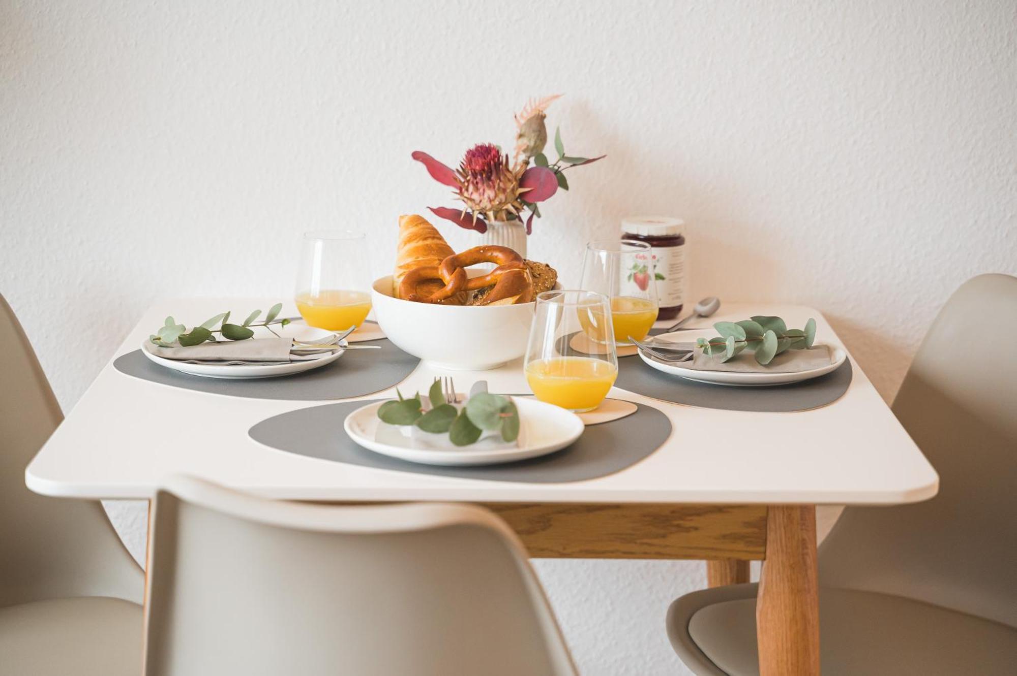 Wohlfuehl-Apartment I Zentral I Balkon I Kueche Fellbach Dış mekan fotoğraf